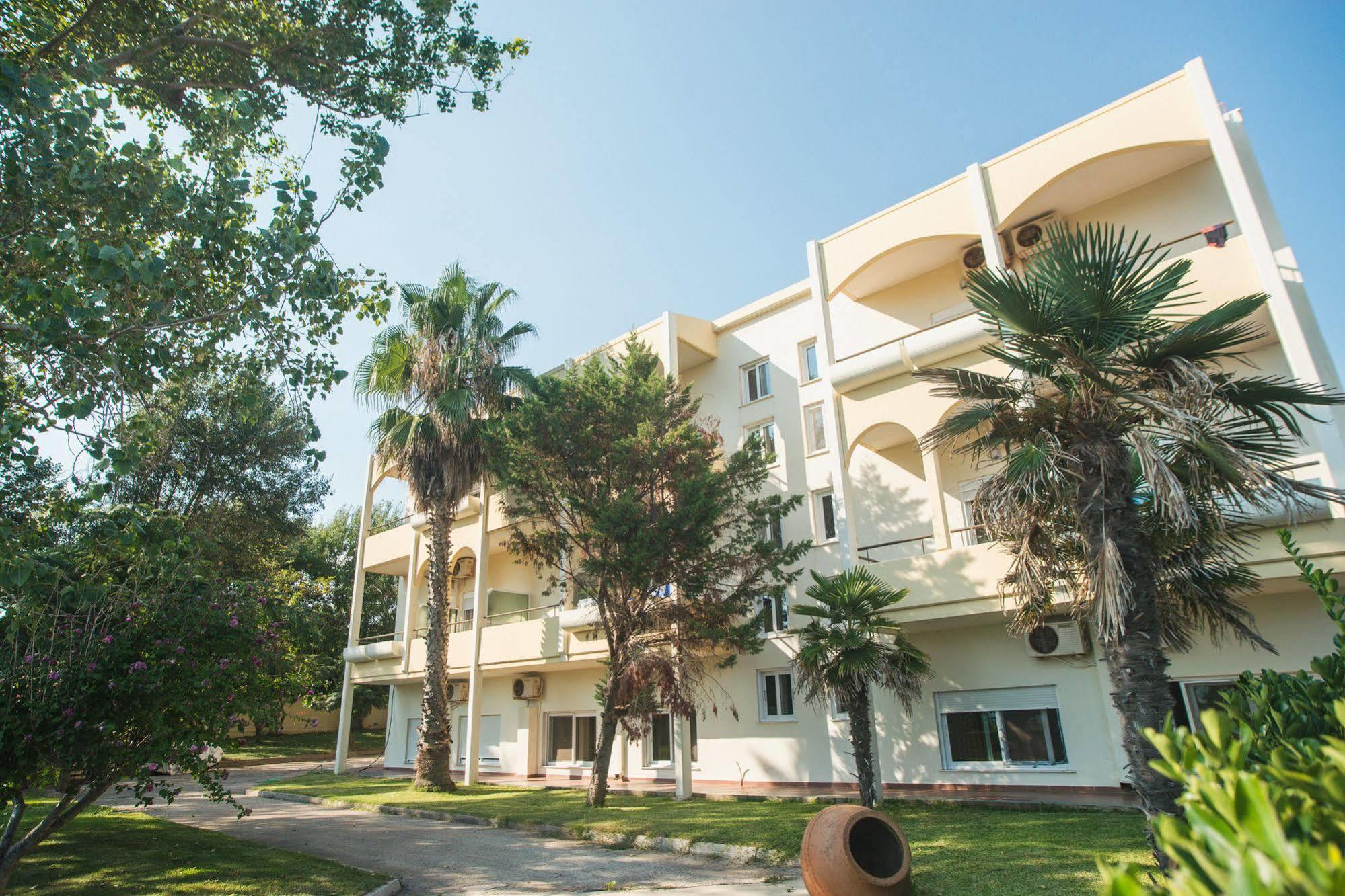 מלון Plaza אלכסנדרופולי